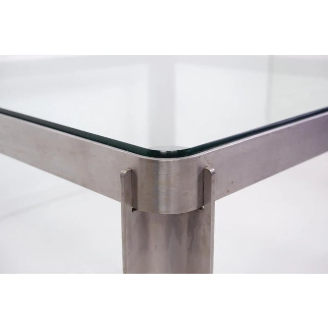 Steel and Thick Crystal Coffee Table T113 attributed to Osvaldo Borsani for Tecno, 1970s For Sale - Image 5 of 12