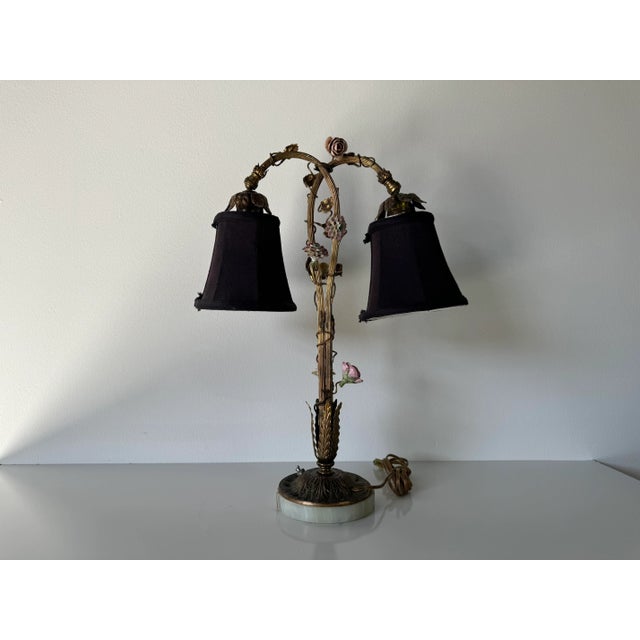 Here is a beautiful Hollywood Regency - style desk - table lamp that was made in Italy in the 1960's. The lamp features a...