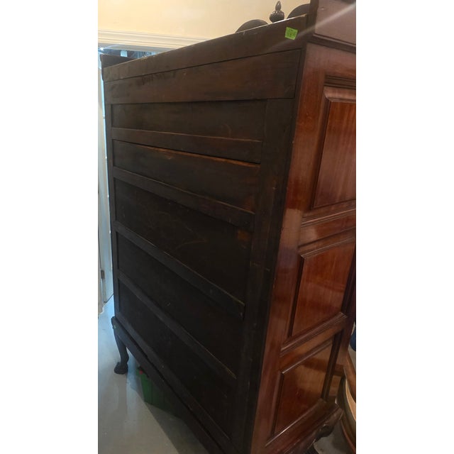 Thomas Chippendale Antique Late 19th Century Colonial Revival Chippendale-Style Mahogany High Chest W/Raised Paneled Sides For Sale - Image 4 of 18