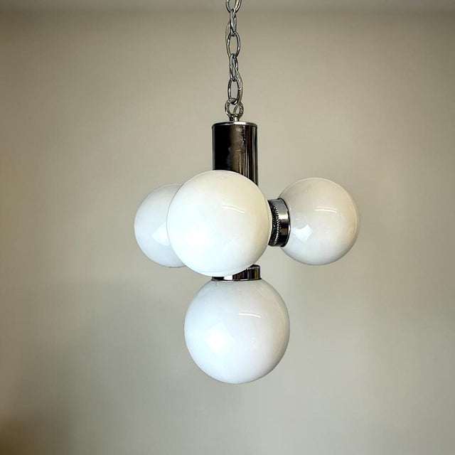 Space Age Chandelier in Chromed Metal with 4 White Opaline Glass Globes, 1970s For Sale - Image 12 of 12