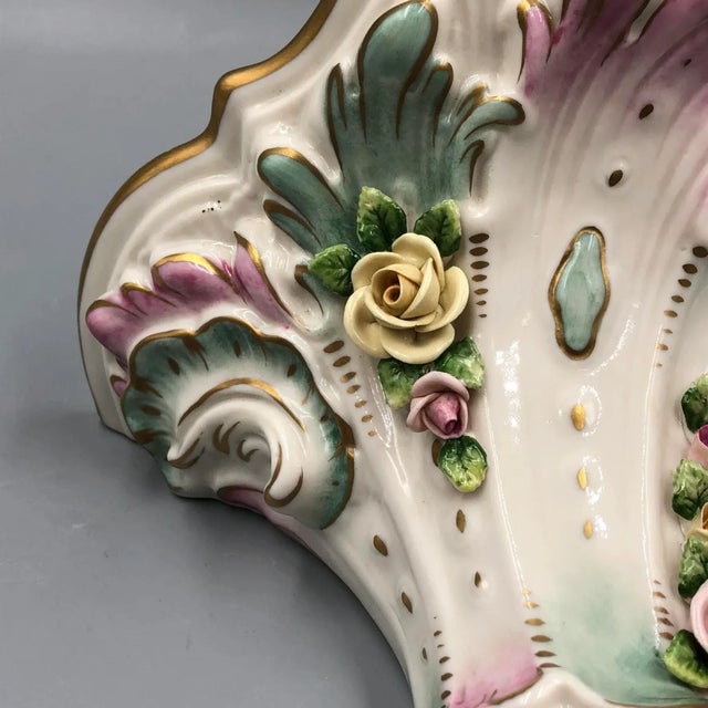 Rococo Hand-Painted Porcelain Wall Consoles from Kämmer, Dresden, Set of 3 For Sale - Image 12 of 18