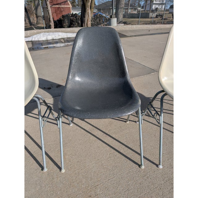1960s Set of Eames for Herman Miller Fiberglass Shell DSS Chairs For Sale - Image 12 of 18