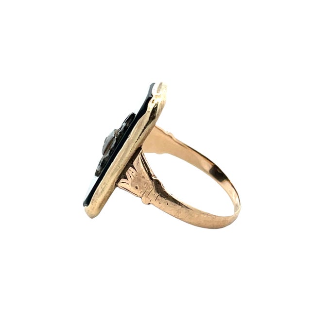 Vintage Solid Yellow Gold Onyx & Natural Diamond Ring, Size 6.5 For Sale - Image 4 of 8