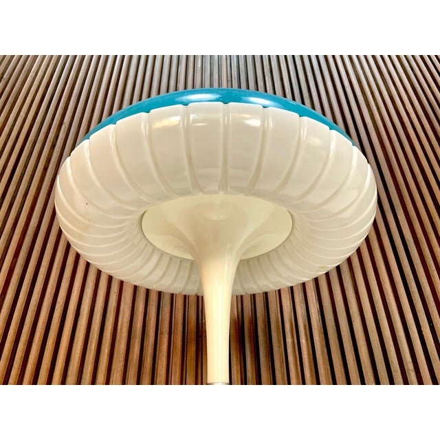 Mid-Century Modern Large Metal and Plastic Siform Table Lamp from Siemens, 1960s For Sale - Image 3 of 18