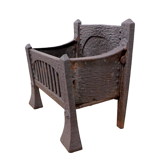 Early 20th Century Arts and Crafts Cast Iron Coal Grate Fireplace Insert by Cahill C 1920's For Sale - Image 5 of 11