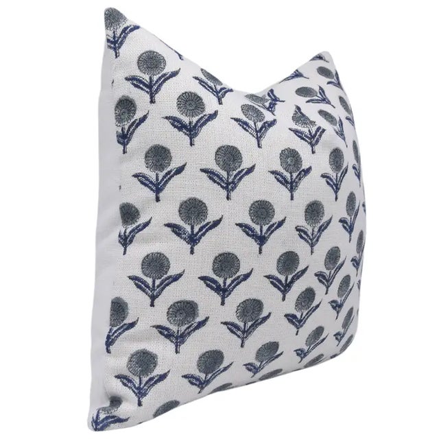 Fragrant in spirit and rich in tradition, the Gandapushp cushion cover is a tribute to the timeless beauty of blooming...