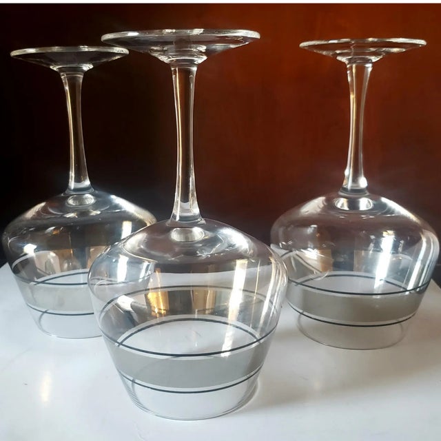 Dorothy Thorpe Mid Century Modern Dorothy Thorpe Style Wine Glass Barware - Set of 3 For Sale - Image 4 of 6