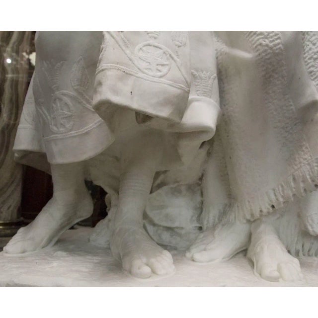 Important Orientalist Marble Figure of Two Lovers Signed P. Carados For Sale - Image 4 of 6