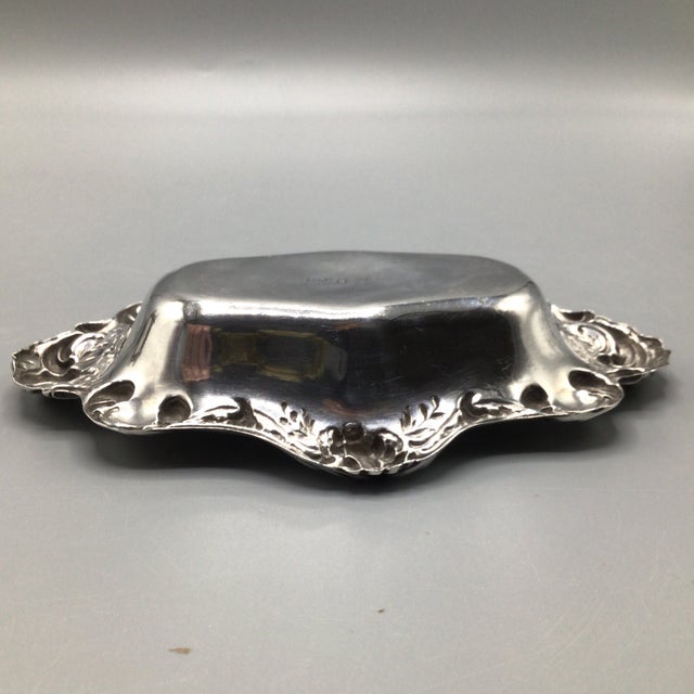 1900 - 1909 Antique International Silver Co. “W” Monogrammed Sterling Silver Pin Tray For Sale - Image 5 of 12
