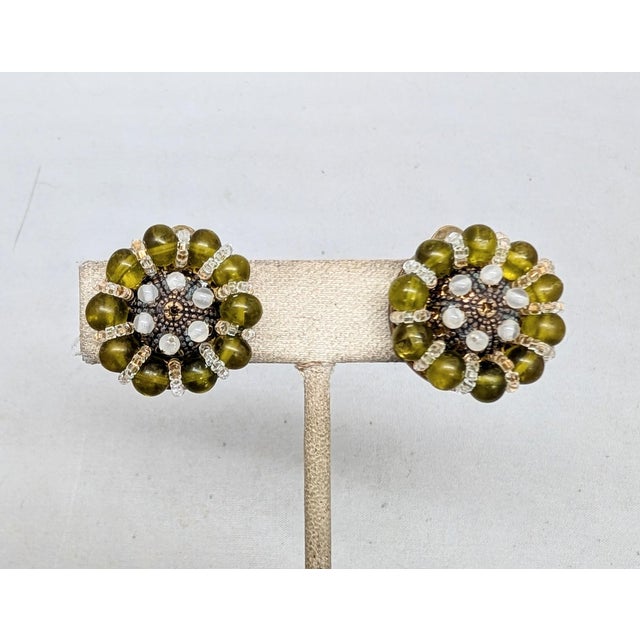 Vintage 1960s Signed Ornella Italy Round Green Beaded Clip Earrings-2 Pieces For Sale - Image 4 of 8