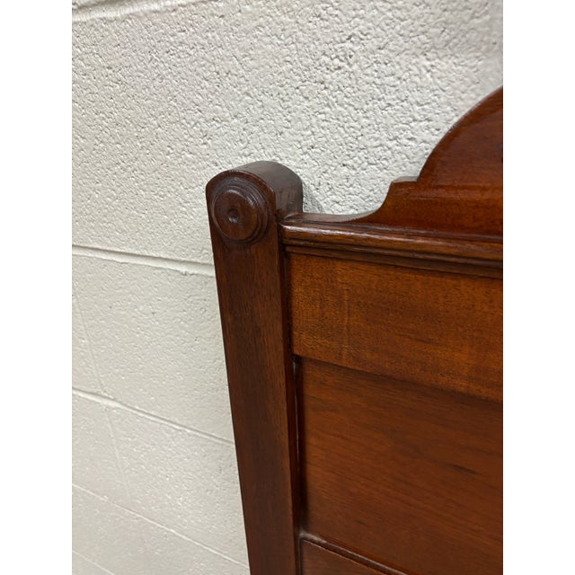 Early 20th Century Vintage Twin Size Victorian Eastlake Carved Headboard and Footboard For Sale - Image 5 of 15