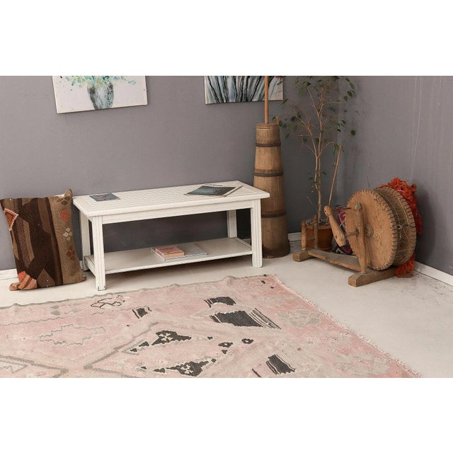 Mid 20th Century Faded Large Vintage Turkish Kilim Rug For Sale In Los Angeles - Image 6 of 7