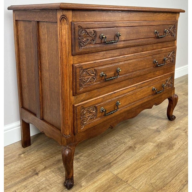 Vintage French Louis Style Oak Chest of 3 Drawers For Sale - Image 4 of 13