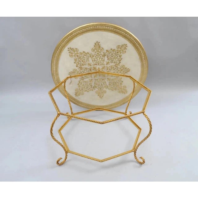 Mid 20th Century Italian Florentine Hollywood Regency Gold Wood & Iron Rope Round Coffee Table For Sale - Image 4 of 10