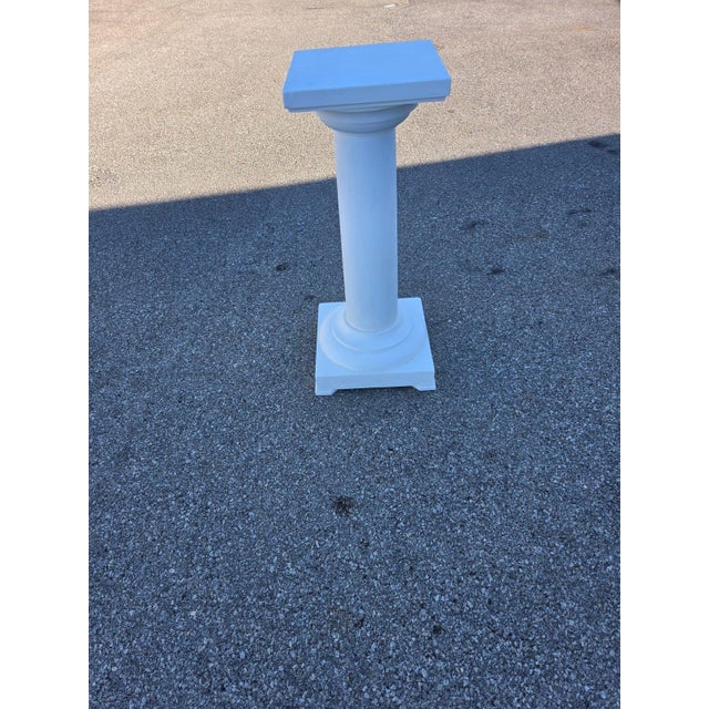 19th Century 19thc American Victorian Pedestal Pine Painted White, Very Strong. For Sale - Image 5 of 14