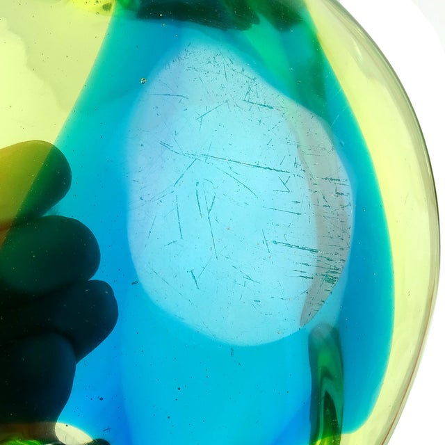 Murano Vintage Sommerso Glowing Uranium Blue Yellow Green Italian Art Glass Bird Shaped Bowl For Sale - Image 11 of 11