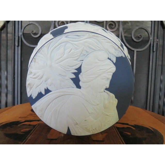 Wedgwood Portland Blue Jasperware Full-Size Portland Vase Phrygian Cap Le 50 For Sale - Image 12 of 12