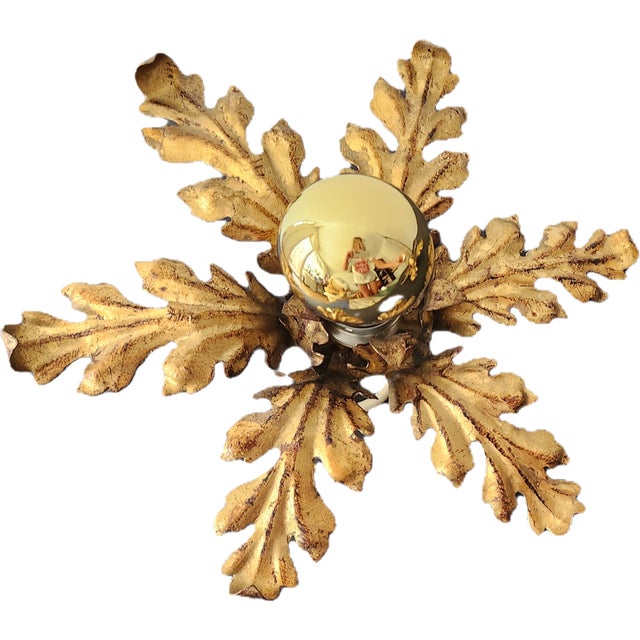 Ornamental & Decorative Materials Hollywood Regency Florentine Flower-Shaped Gilt Flush Mount with Hand-Forged, Floral, Gilded with Gold Leaf in the style of Hans Kögl, Italy, 1960s For Sale - Image 7 of 18