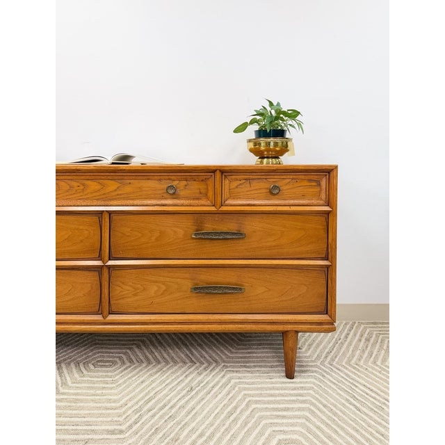 Heritage MCM Lowboy 7-Drawer Dresser Unique Brass Pulls Vintage Long Dresser For Sale - Image 14 of 14