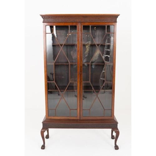Wood Chippendale Glazed Mahogany Display Cabinet, 1910 For Sale - Image 7 of 7