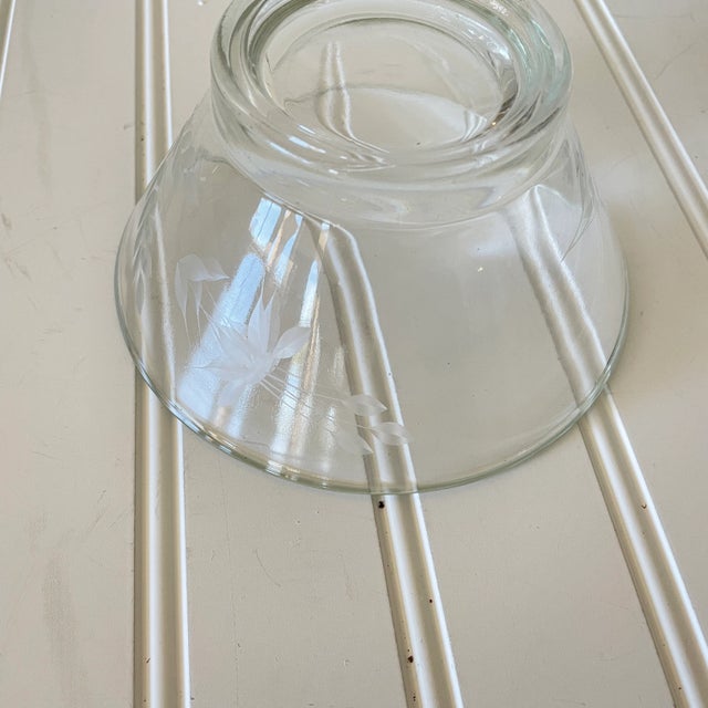 1960s Vintage Etched Glass Salad Bowl Set- 7 Pieces For Sale - Image 9 of 10