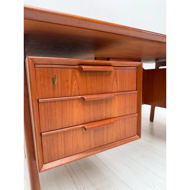 Vintage Danish Teak Model 75 Desk by Gunni Omann for Omann Jun, 1960s For Sale - Image 9 of 18
