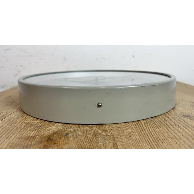 Vintage Industrial Station Wall Clock from TCW, 1960 For Sale - Image 9 of 18