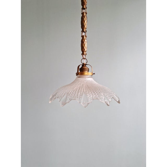 1920s Art Deco Pendant Light in Scalloped Clear Glass, 1920s For Sale - Image 5 of 14