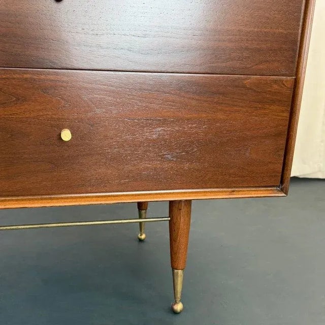 Wood 1950s Mid-Century Modern Brass and Walnut Credenza Dresser For Sale - Image 7 of 13