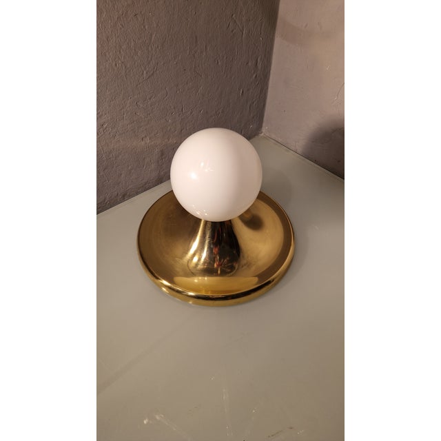 Mid-Century Modern Vintage Wall Lamp in Brass and Opaline Glass by Achille & Pier Giacomo Castiglioni for Flos, 1960s For Sale - Image 3 of 9