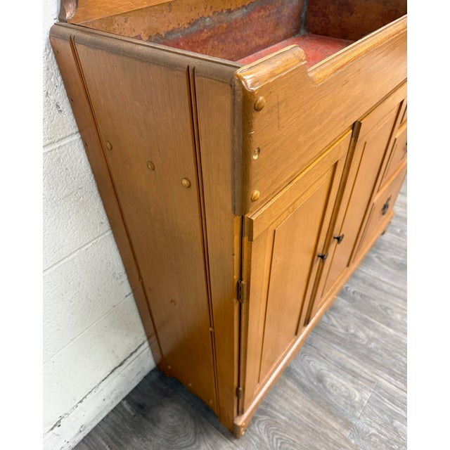 Early 20th Century Vintage Colonial Revival Oak Dry Sink Washstand Cabinet For Sale - Image 5 of 13