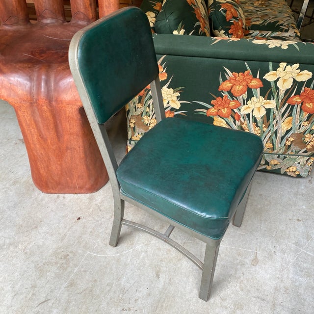 Industrial 1950s Green Industrial Metal Chair For Sale - Image 3 of 7