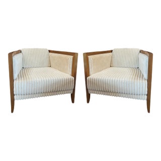 1970's Italian Modernist Lounge Chairs With Flared Frame - Set of 2 For Sale