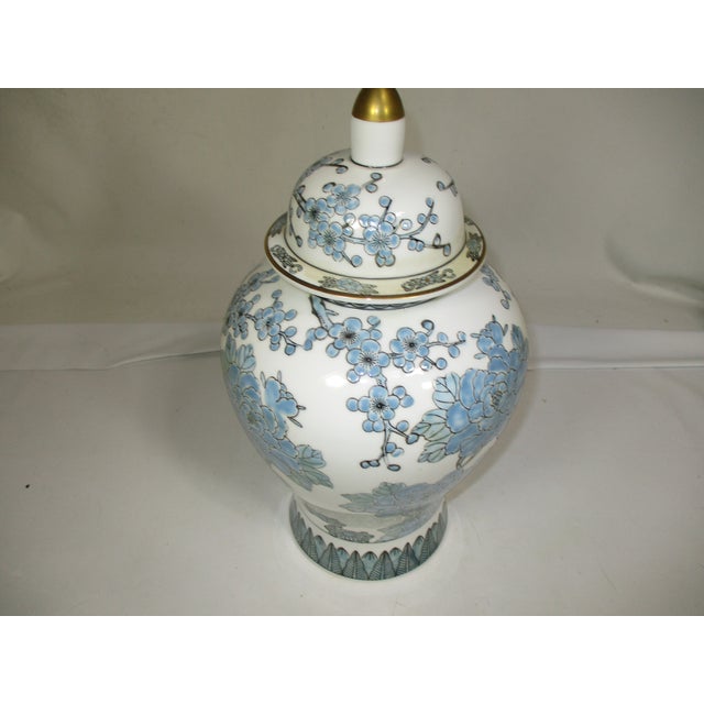 Vintage Japanese Gold Imari Temple Jar For Sale - Image 6 of 11