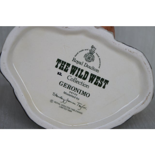 1980s English Royal Doulton Geronimo Apache Indian Leader Character Toby Jug For Sale - Image 13 of 14