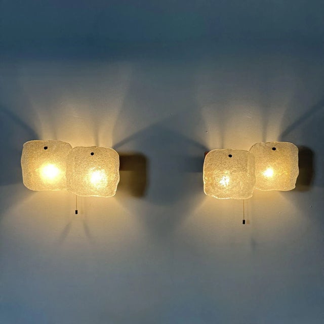 Metal Modernist Frosted Ice Glass Wall Lamp attributed to J. T. Kalmar for Kalmar, 1960s For Sale - Image 7 of 8