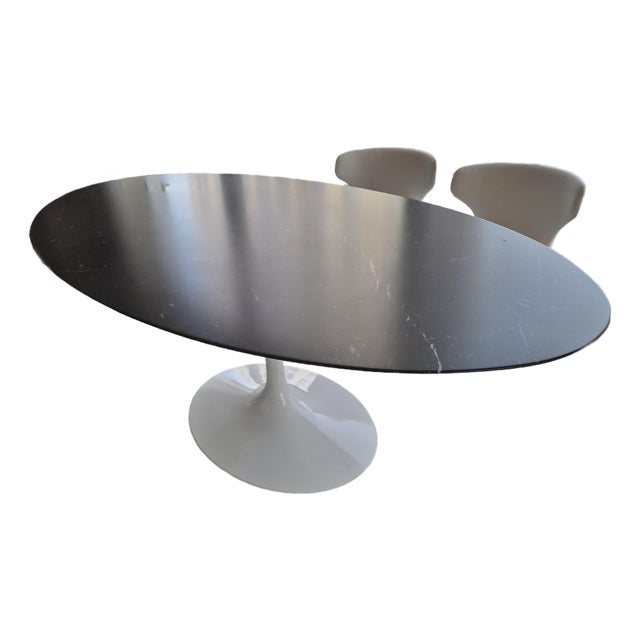 Saarinen Dining Table, Oval For Sale