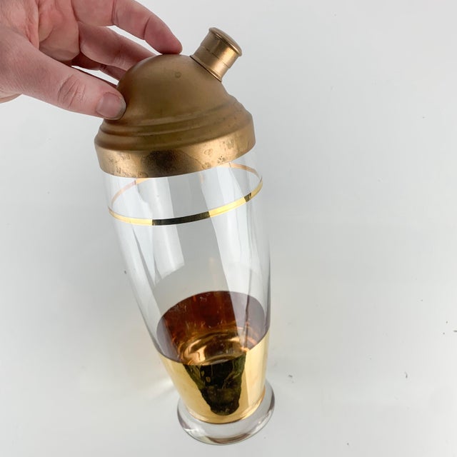 Vintage MCM Cocktail Tall Glass Cocktail Shaker Martini Mixer Gold Bar Cart For Sale - Image 10 of 11