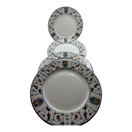 Example of Sarraguemines Dinnerware