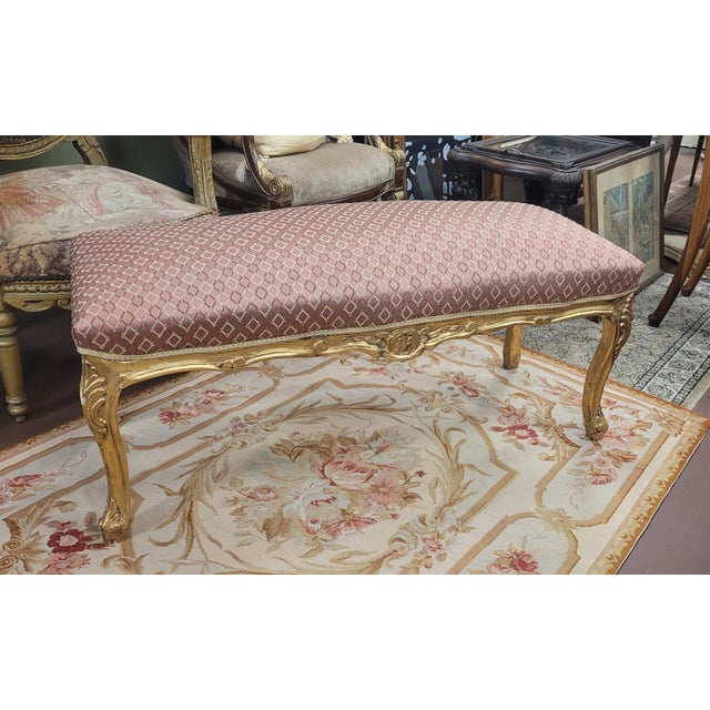 1950s 1950s Beautiful Gilt Wood French Upholstered Window Bench For Sale - Image 5 of 12