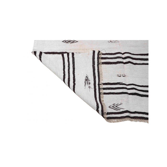 1960s Striped Hemp Vintage Turkish Kilim Rug - 5`8" X 8`10" For Sale - Image 5 of 6