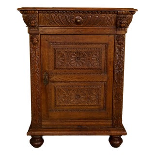 18th Century Renaissance Chest of Drawers For Sale