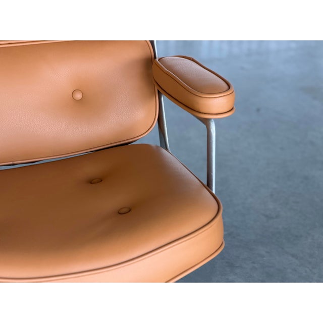 Eames Time Life "Lobby" Chair - Caramel Leather - 1st Generation Model 675 Herman Miller For Sale - Image 10 of 11