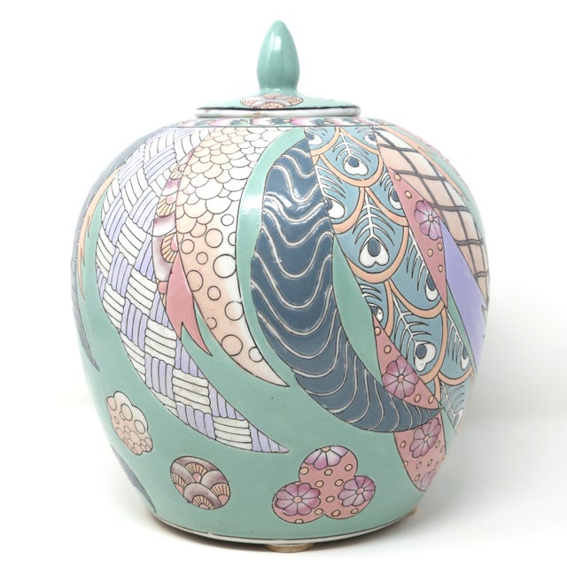 Pastel Celadon Chinese 10-Inch Ginger Jar With Abstract Chinoiserie Design For Sale In Tampa - Image 6 of 9