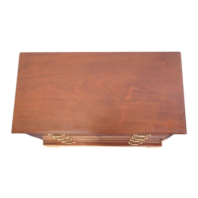 White of Mebane Sold Mahogany Traditional Style 32" Chairside Chest / Nightstand W. Pull Out Tray 505-62 For Sale - Image 10 of 14