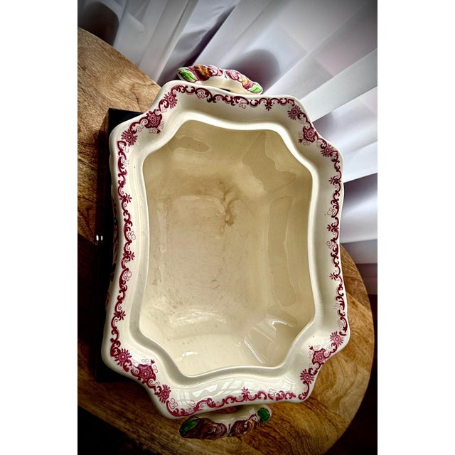 Vintage Red Fruit Basket Lidded Soup Tureen from Mason's Ironstone, England, 1950s For Sale - Image 14 of 18
