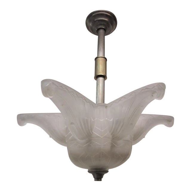 French Star Shaped Frosted Chandelier Attributed to Des Hanots For Sale