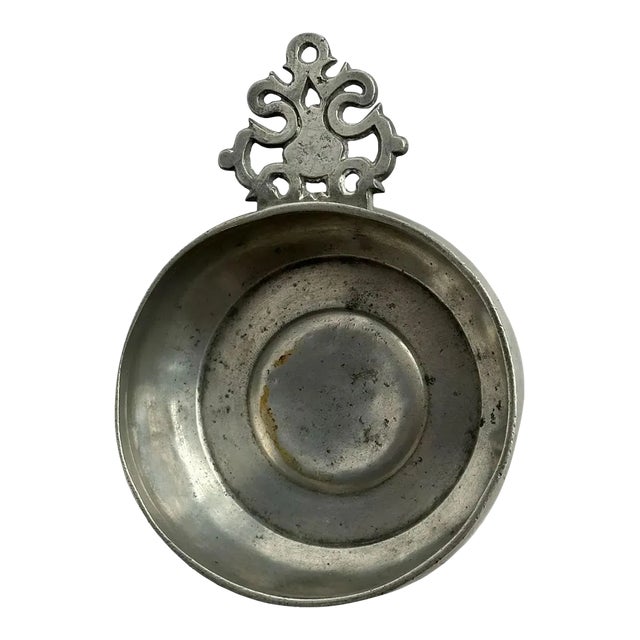 Early 19th Century American Pewter One-Handle Porringer For Sale