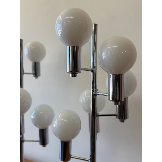 Vintage Pair of Robert Sonneman Style Waterfall Lamps For Sale In Los Angeles - Image 6 of 9