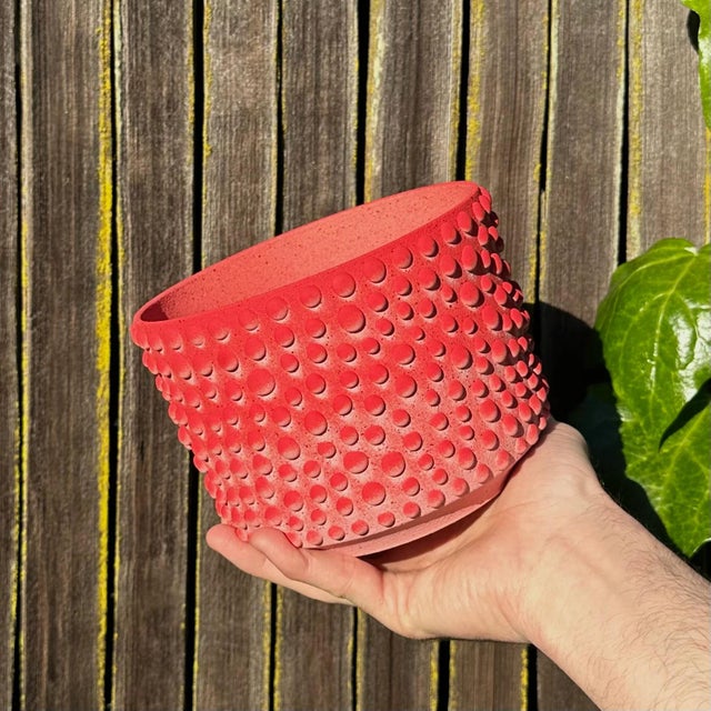 Mid-Century Modern Coral Organic Dot Ombre Planter For Sale - Image 3 of 3